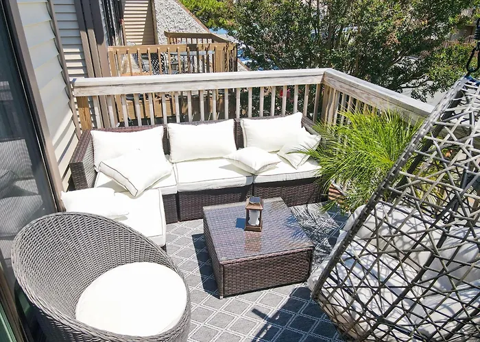 Luxury 2bd Walk To Pool&tennis Court *
