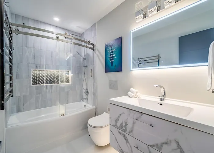 Luxury 2bd Walk To Pool&tennis Court Holiday home *