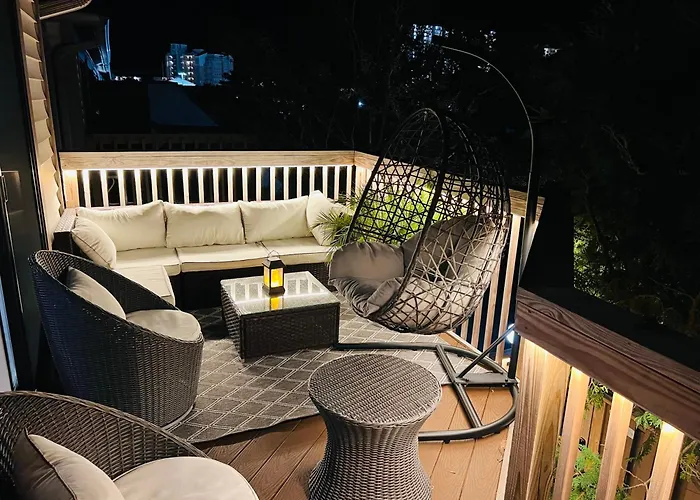 Luxury 2bd Walk To Pool&tennis Court