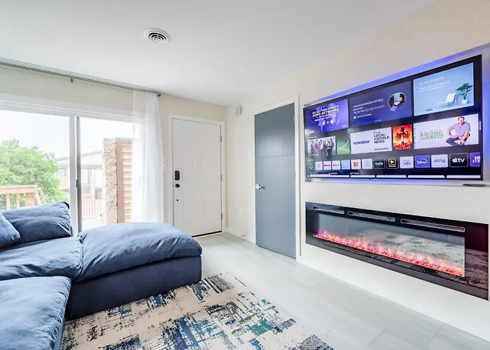 Luxury 2bd Walk To Pool&tennis Court