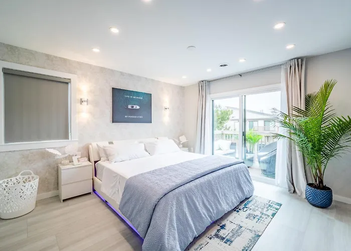 Luxury 2bd Walk To Pool&tennis Court Holiday home *